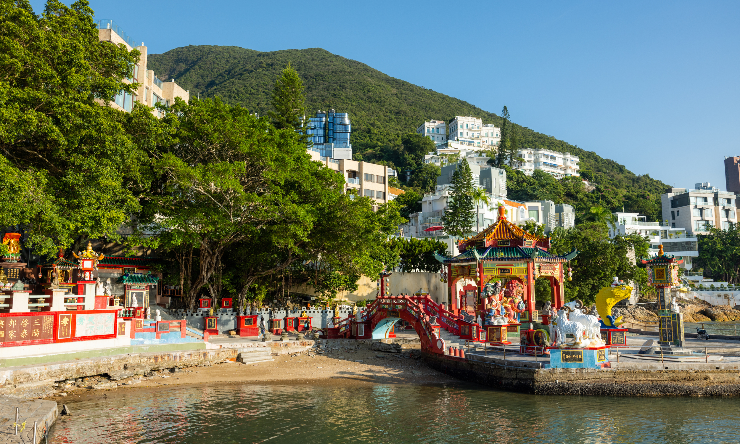 วัดเจ้าแม่กวนอิม รีพัลส์เบย์ (Repulse Bay Kwun Yam Shrine)